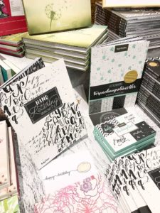 papierliebe-handlettering-frankfurter-buchmesse-verpackungskuenstler-kartenglueck