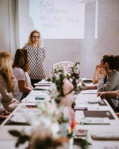 Brush-Lettering-Workshop mit Katja Haas in Tirol