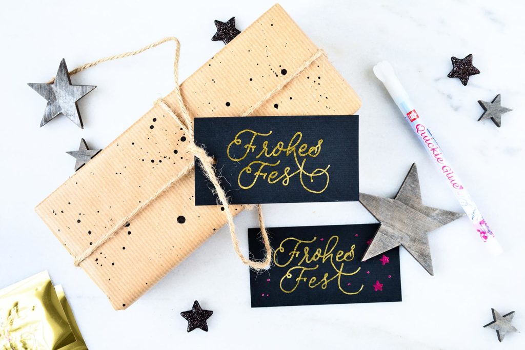 Frohes Fest Geschenkanhänger mit Goldfolie