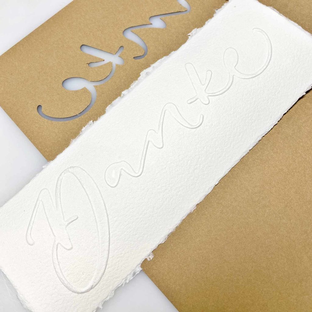 Papier prägen – Schablone mit Schneideplotter erstellen