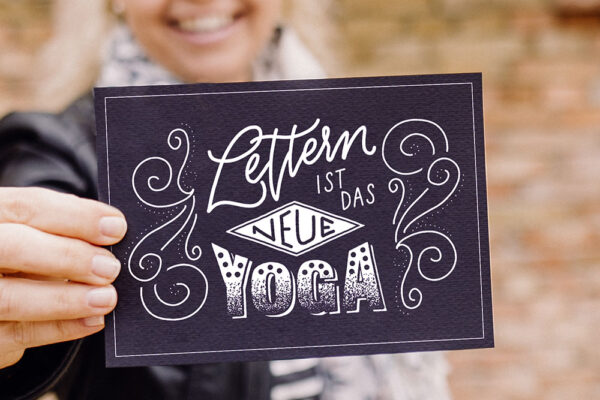 Lettern ist das neue Yoga – Handlettering-Workshop Katja Haas | PapierLiebe